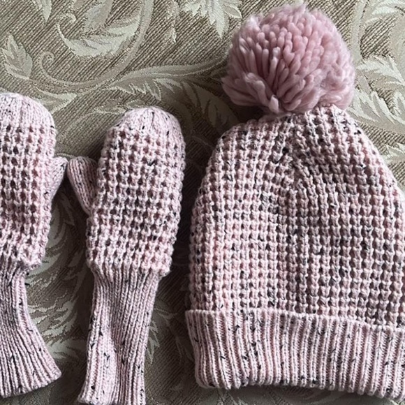 Miles Baby Pink Waffle Knit Hat and Mitten set - Picture 2 of 7